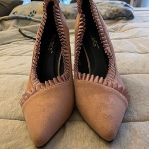 Jacobies point-toe stiletto pumpsin a pink 6